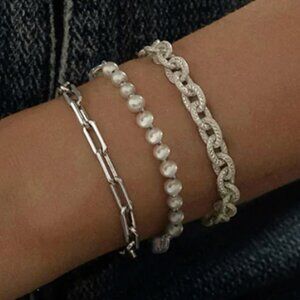 NWT. LOLA ROSE Bracelet 1 - Urban Mother-of-Pearl & Crystal Bracelet